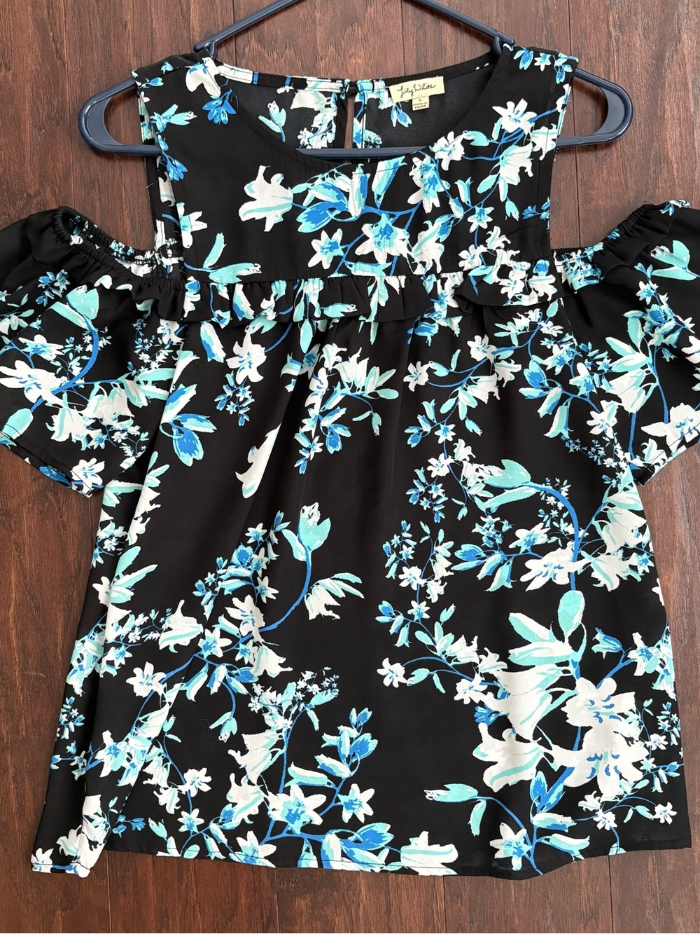 Lily White Black Cold-Shoulder Floral Tunic - Blue & White Print